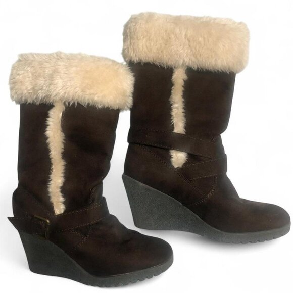 AE 00s Wedge Fur Boots - Picture 2 of 7